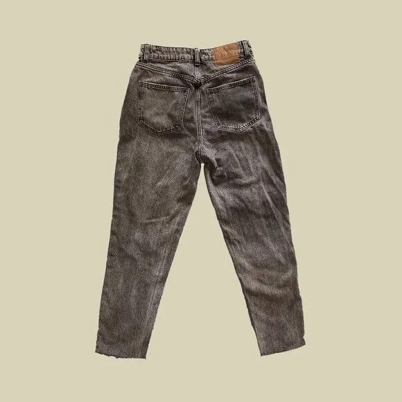 Zara High Rise Grey Jeans - Picture 2 of 5